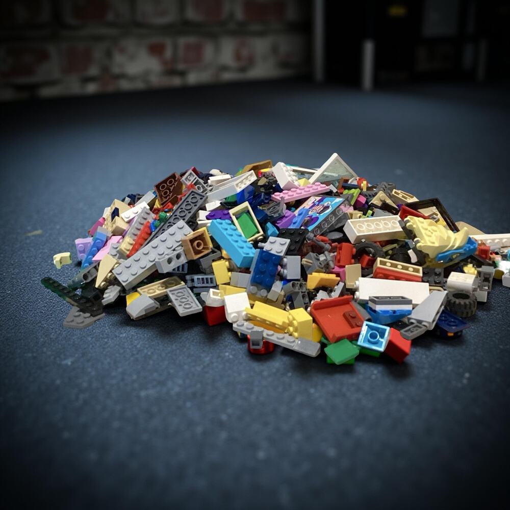 Lot of 1 lb 13 oz Random Lego + Generic Base Board